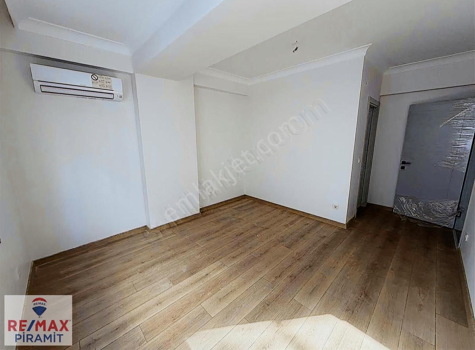 Acıbademde,güvenlikli Sitede,otoparklı Sıfır 3+1 Kiralık Daire.! - Görsel 10