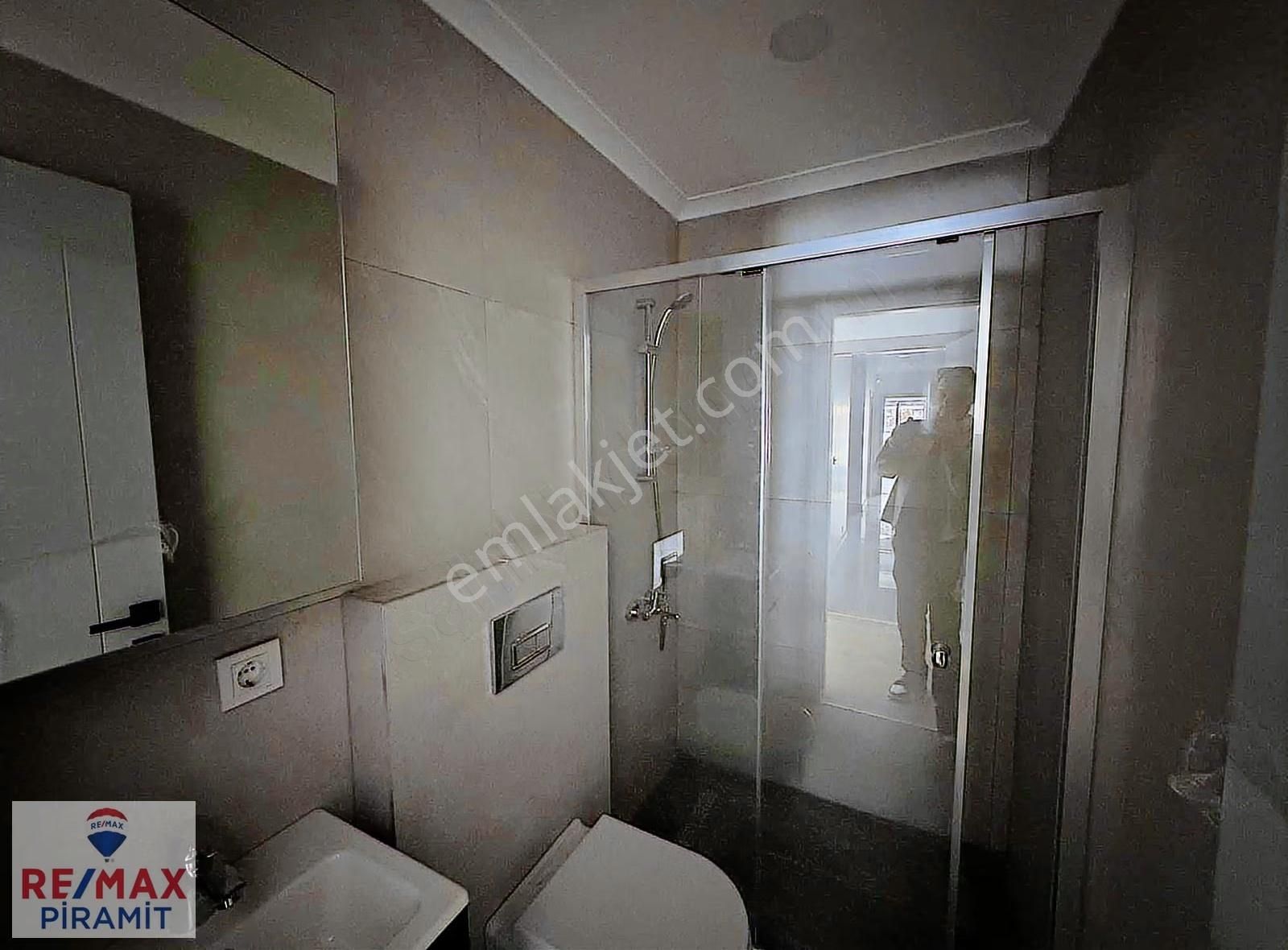 Acıbademde,güvenlikli Sitede,otoparklı Sıfır 3+1 Kiralık Daire.! - Görsel 8