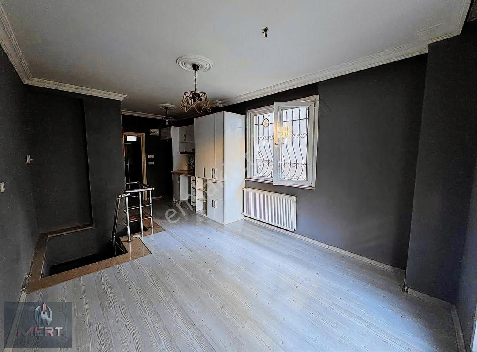 Sancaktepe Atatürk Mah.kıralık 2 + 1 Yüksek Gırış Daıre