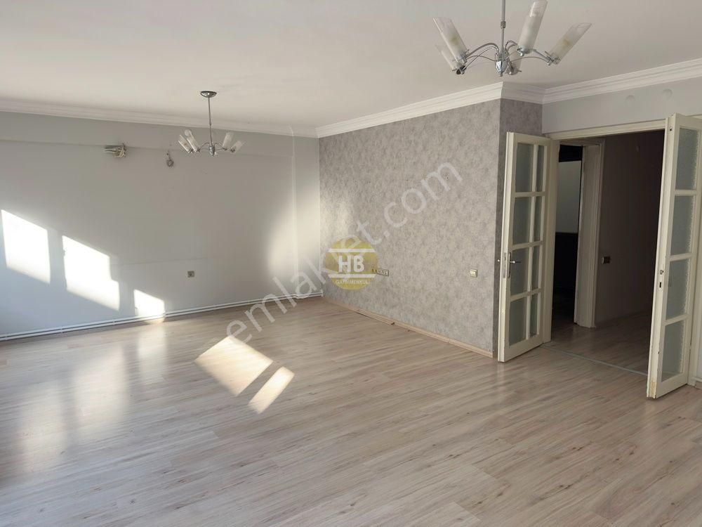 Hb'den 3+1 Kiralık Daire, Kıbrıs Caddesi Üzerinde - Görsel 4