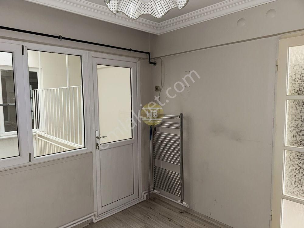 Hb'den 3+1 Kiralık Daire, Kıbrıs Caddesi Üzerinde - Görsel 12