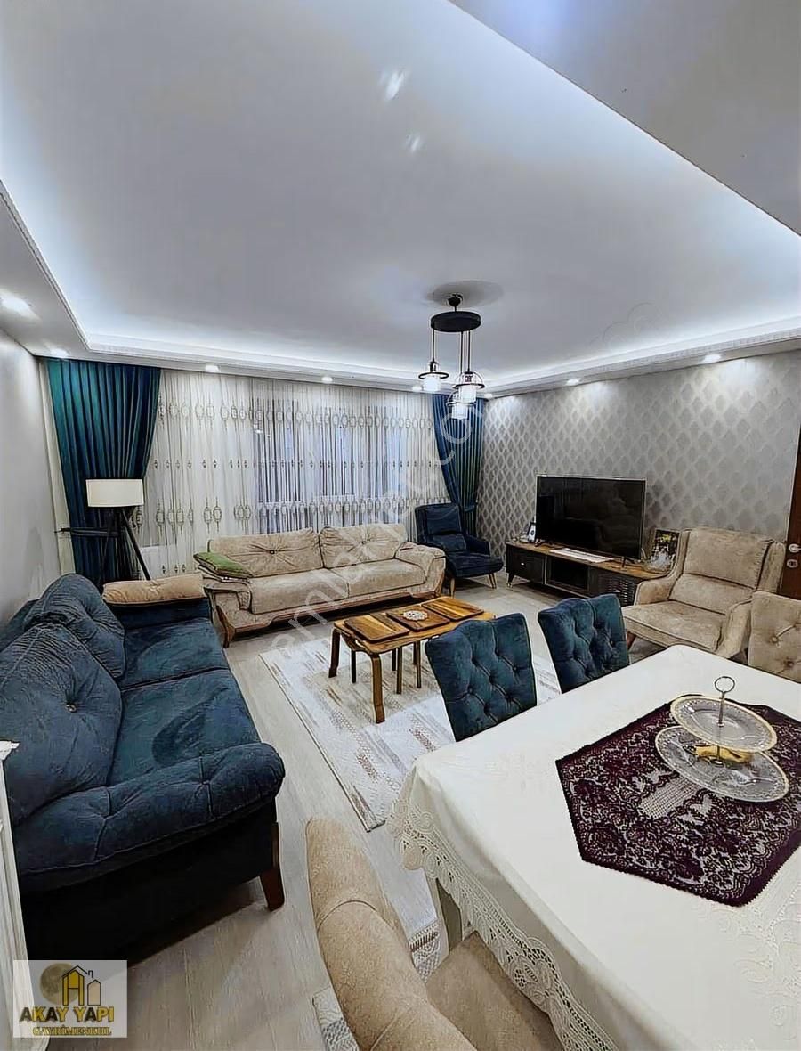 Akay Yapı'dan Merkez Mahallesi 2+1 130 M2 Satılık Efsane Daire