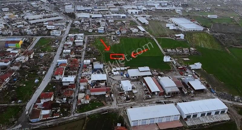Salihli Sanayi'de Satılık 2 Adet 120 M2 Arsa
