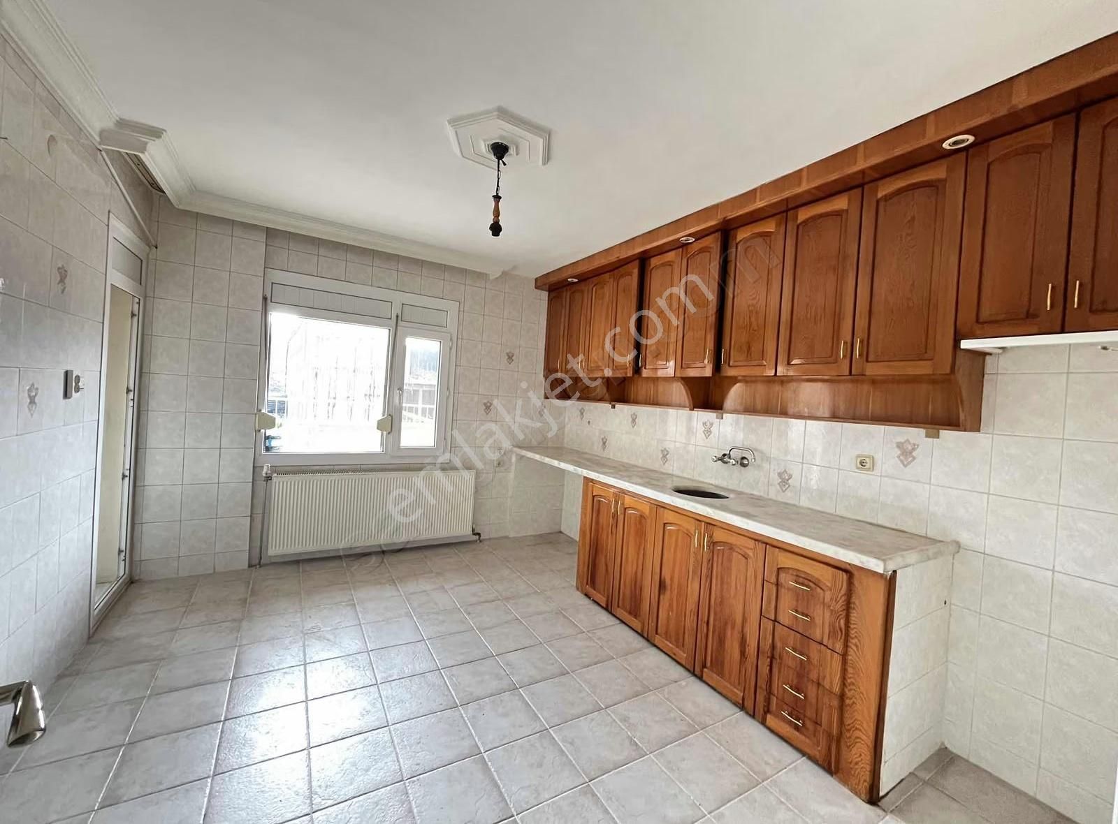 Zafer Mah.de Merkezi Konumda 150m², 3+1, Geniş Teraslı Daire - Görsel 16