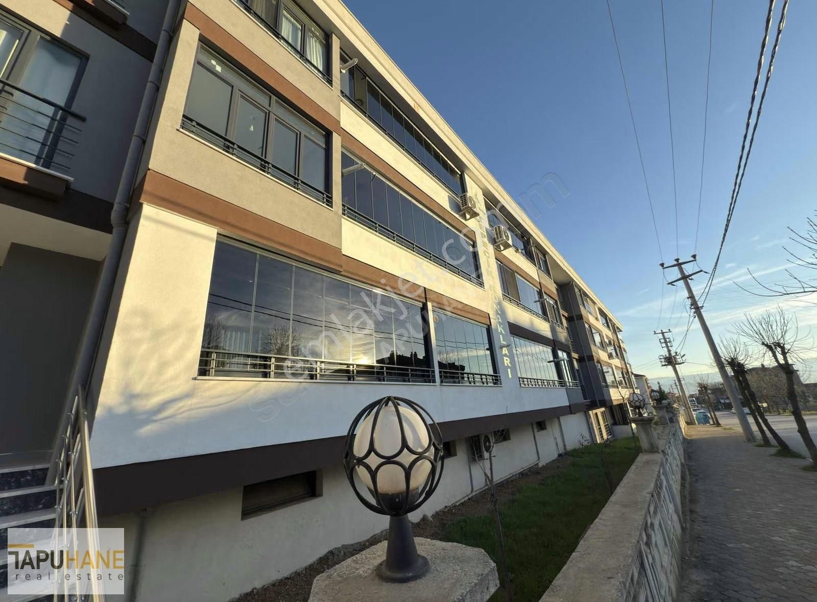 Tapuhane'den Tepecik Konutlarında Satılık 4+1 Lüks Havuzlu Daire