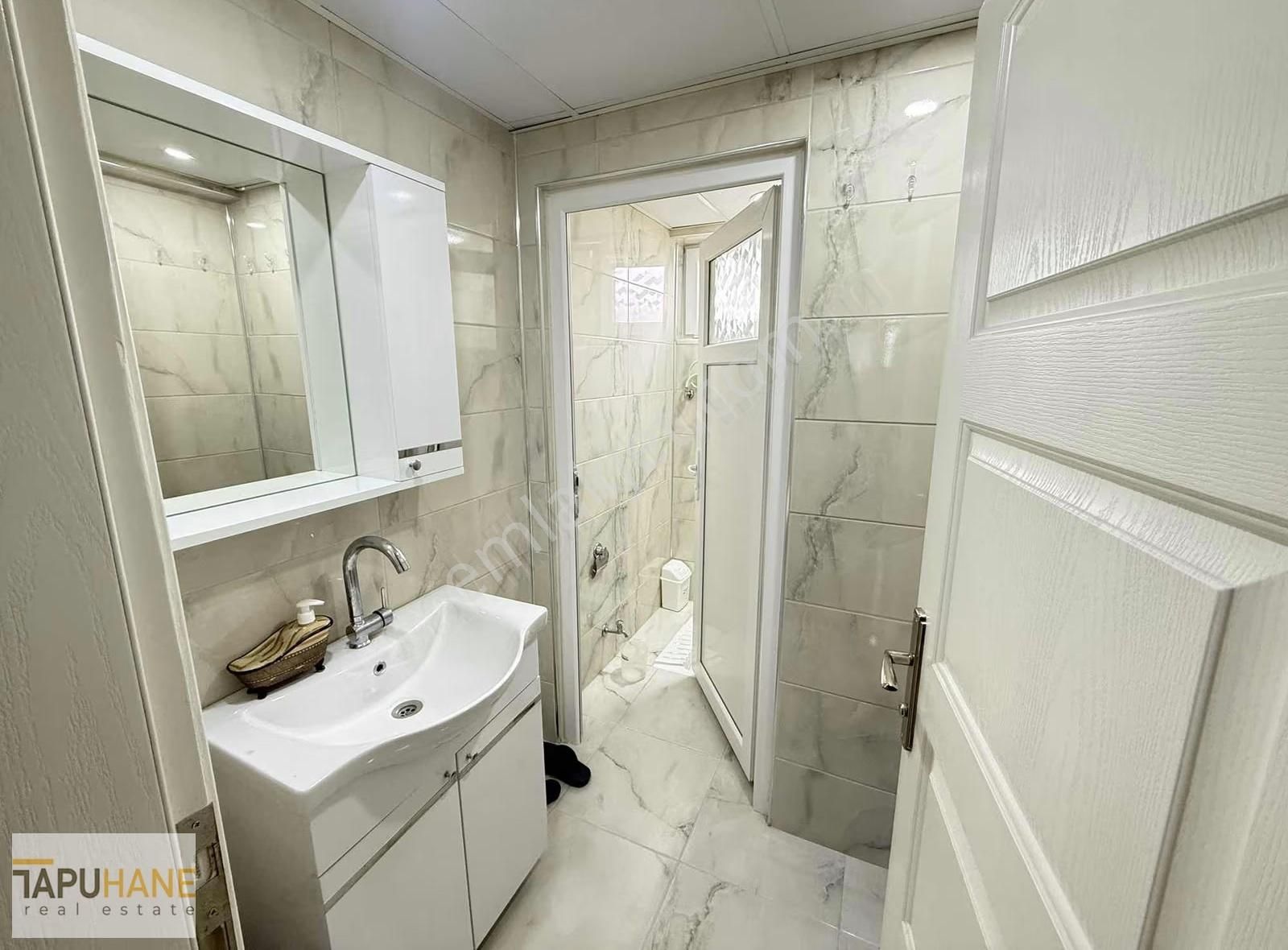 Tapuhane'den Çay Manzaralı Kiralık 3+1 Geniş Daire - Görsel 7