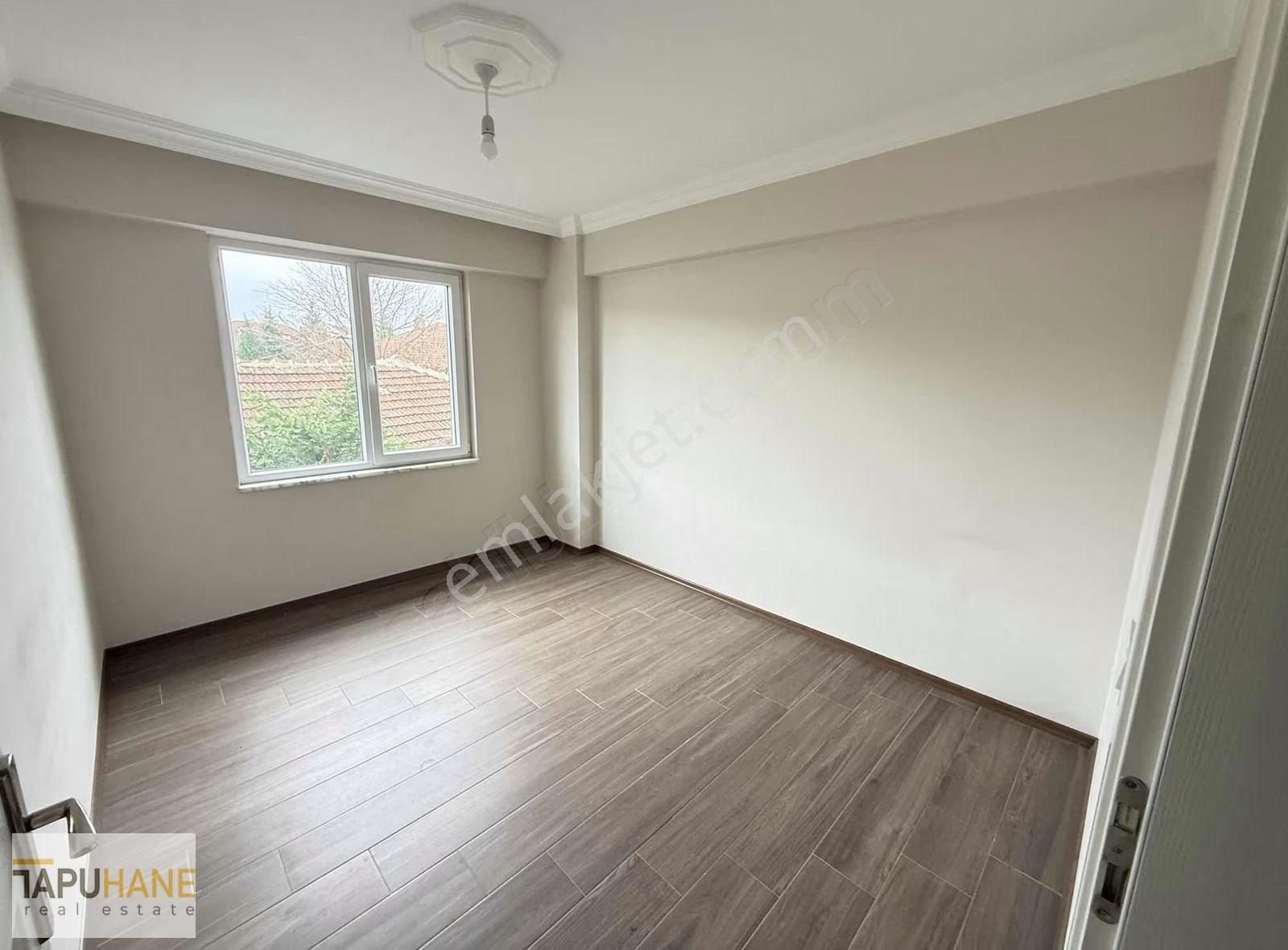 Tapuhane'den Çay Manzaralı Kiralık 3+1 Geniş Daire - Görsel 19