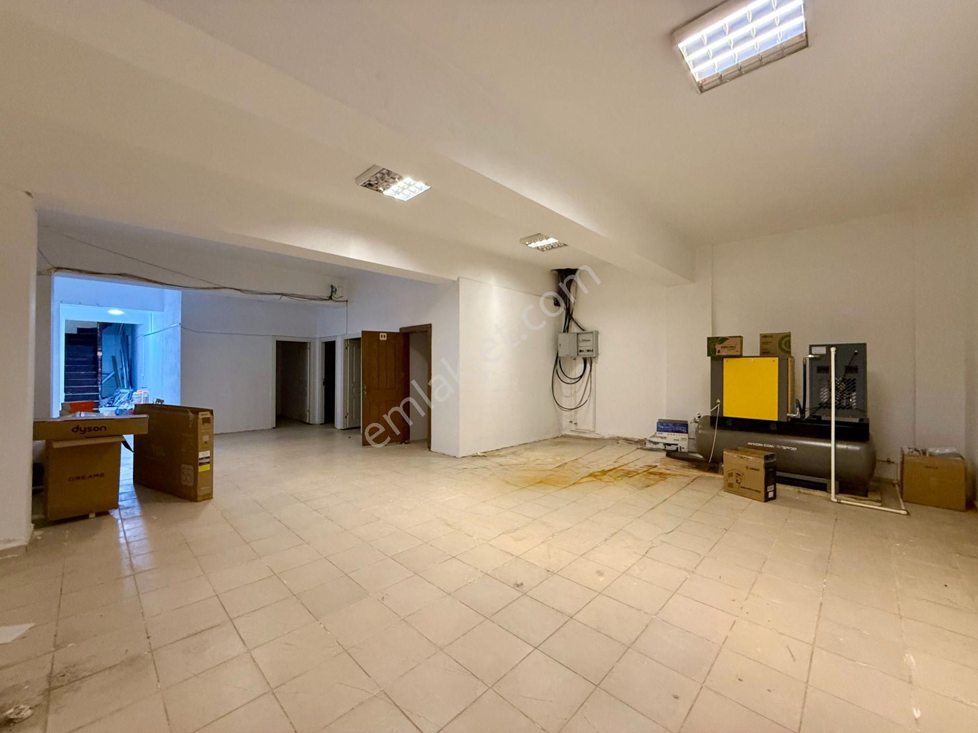 Uncalı Caddesinde Satılık 500 M2 Kurumsal Kiracılı İşyeri - Görsel 6