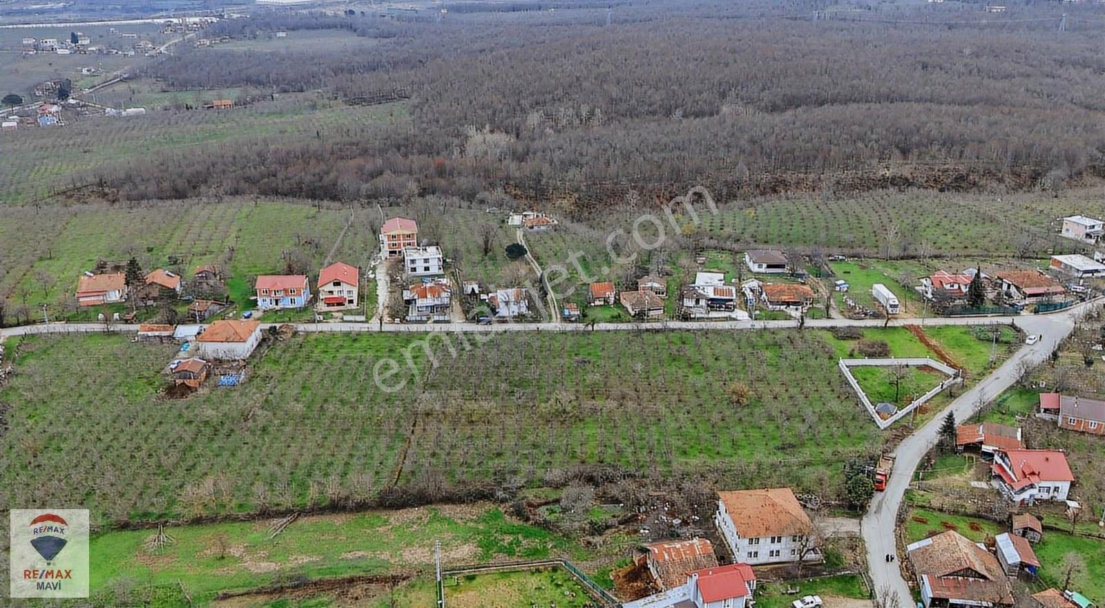 Remax Mavi Cengiz Özdemir'den 423,42 M² Arsa - Görsel 6