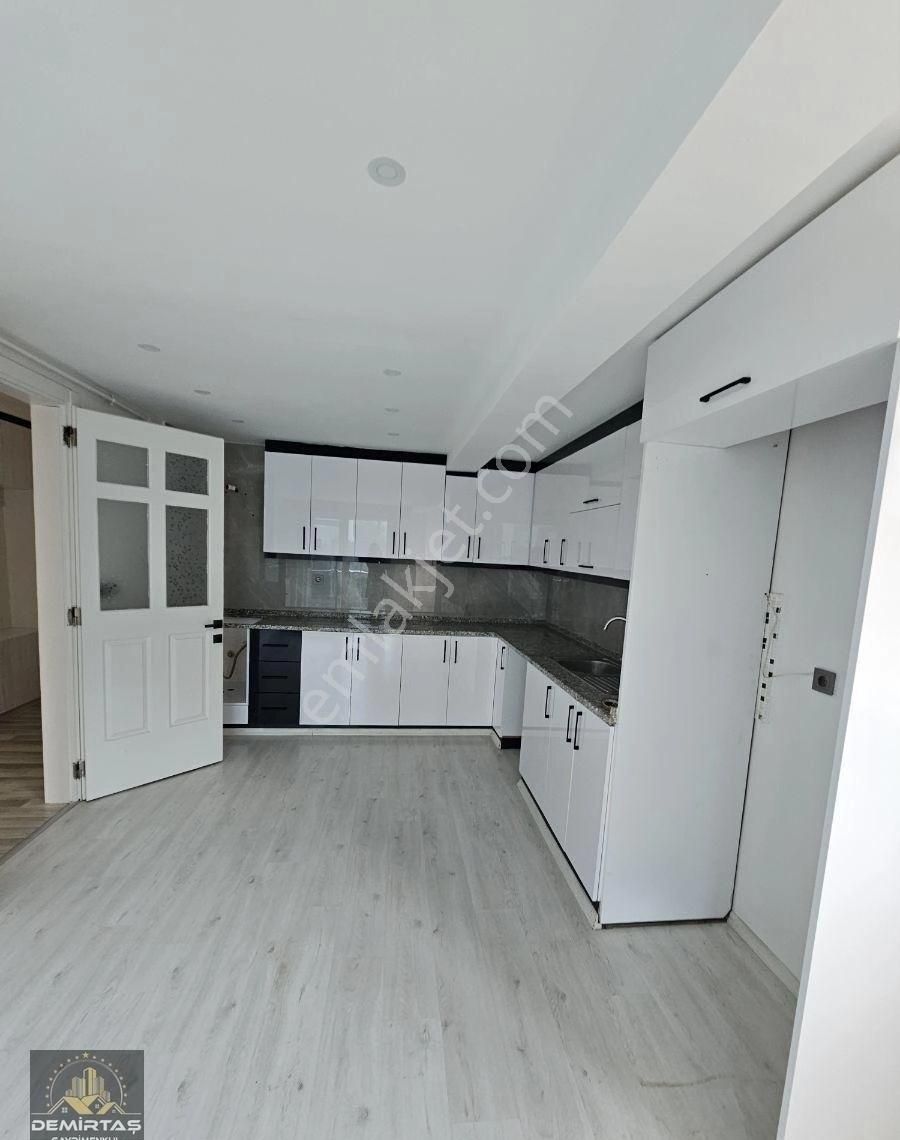 Bereketlerde Kiralik Arakat Daire