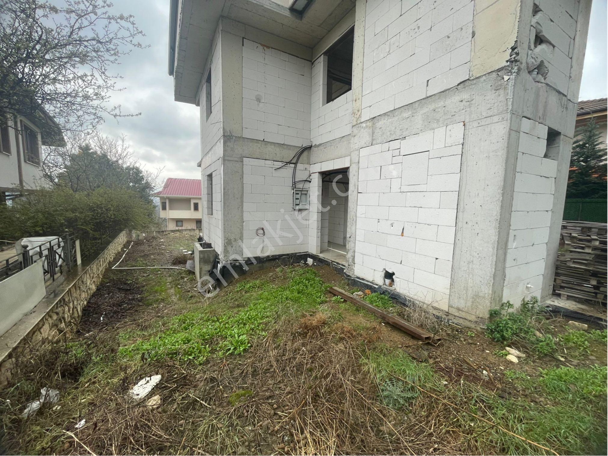 Elfi'den Kayapa Bahçekent Sitesinde Natamam Satılık Villa - Görsel 10