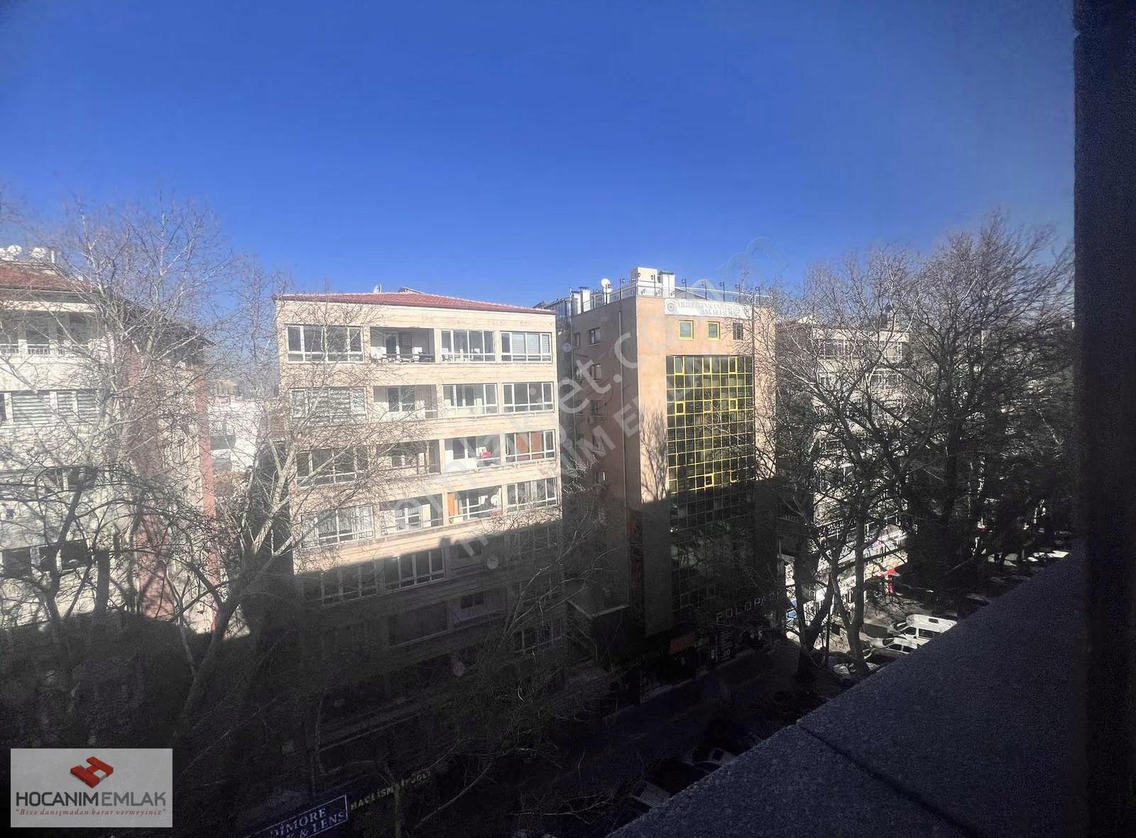 Necatibey Caddesi Keremhan İşhanında Ön Cephe 1+1 - Görsel 3