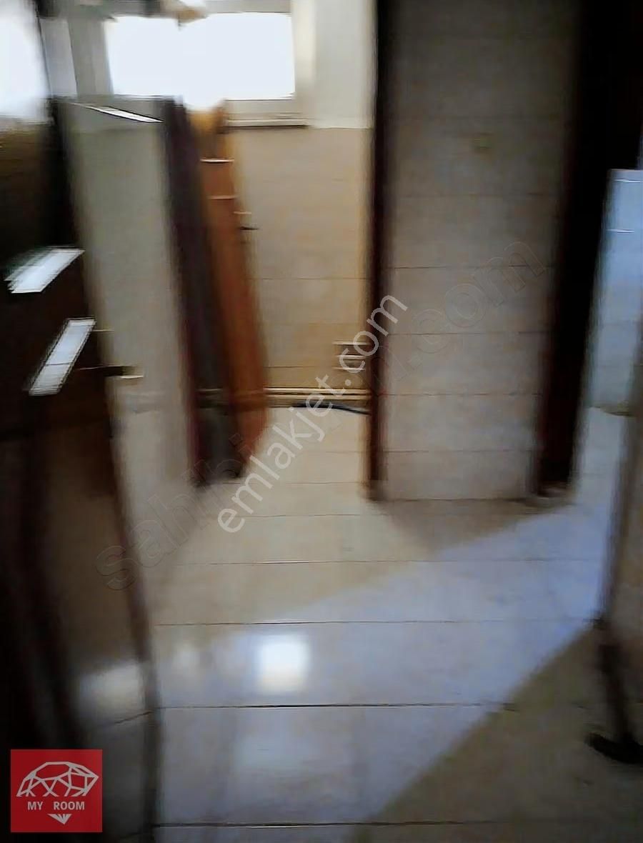 Ümraniye Ihlamurkuyu Mahallesinde 2+1 Kiralık Daire - Görsel 6