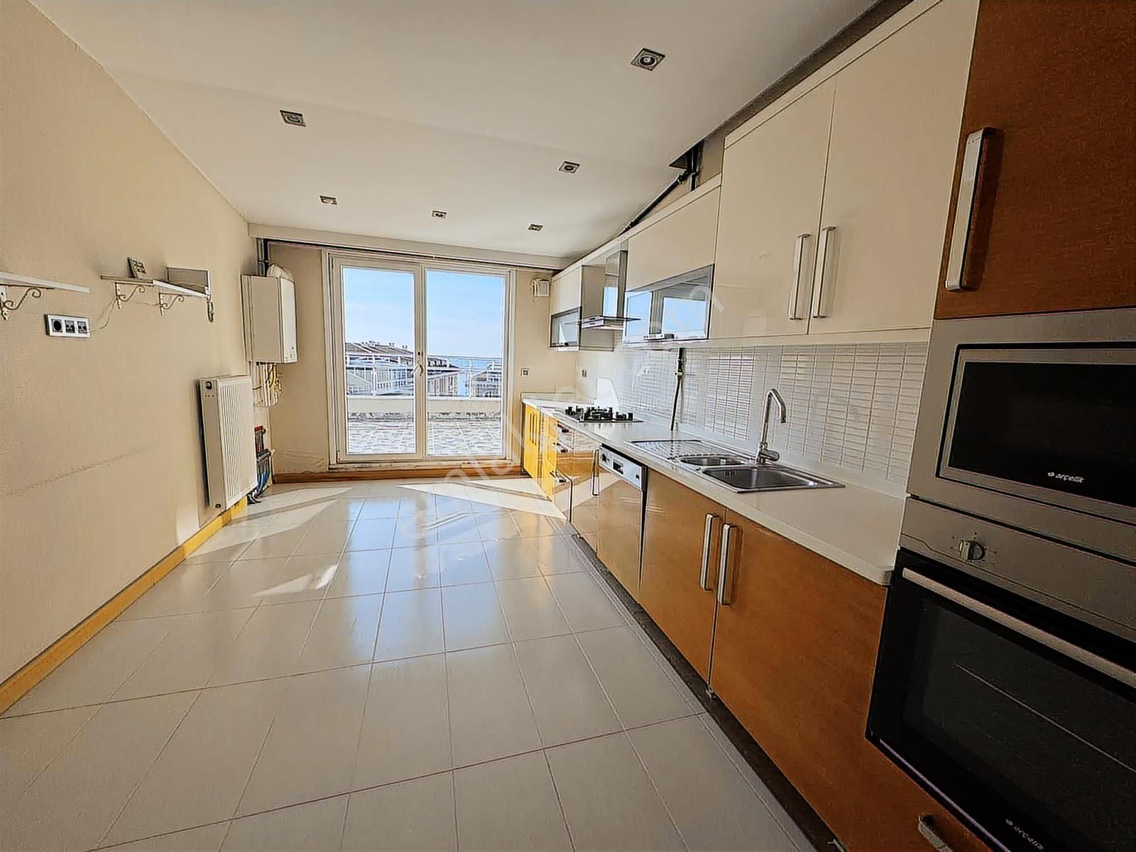 Beylikdüzü Hilal Konaklarında Peyzaj Cephe 3+1 Teraslı Çatı Katı - Görsel 29