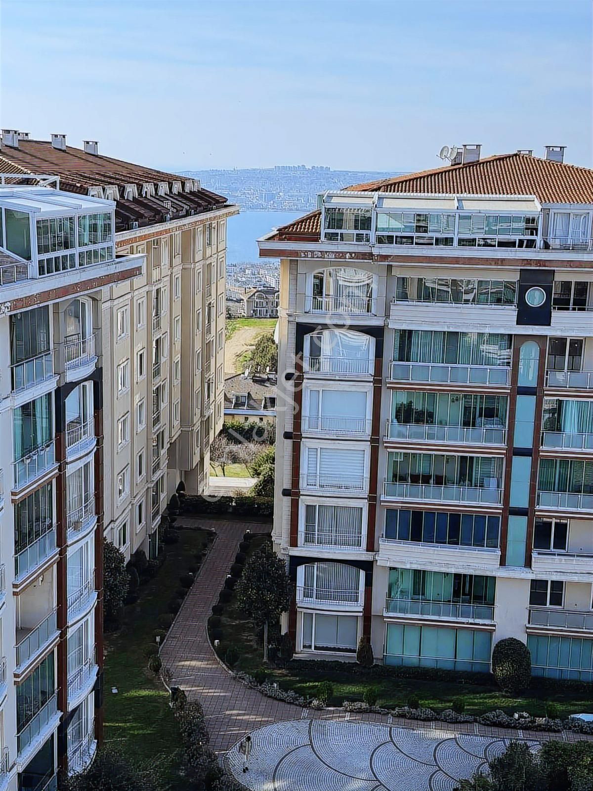 Beylikdüzü Hilal Konaklarında Peyzaj Cephe 3+1 Teraslı Çatı Katı - Görsel 14