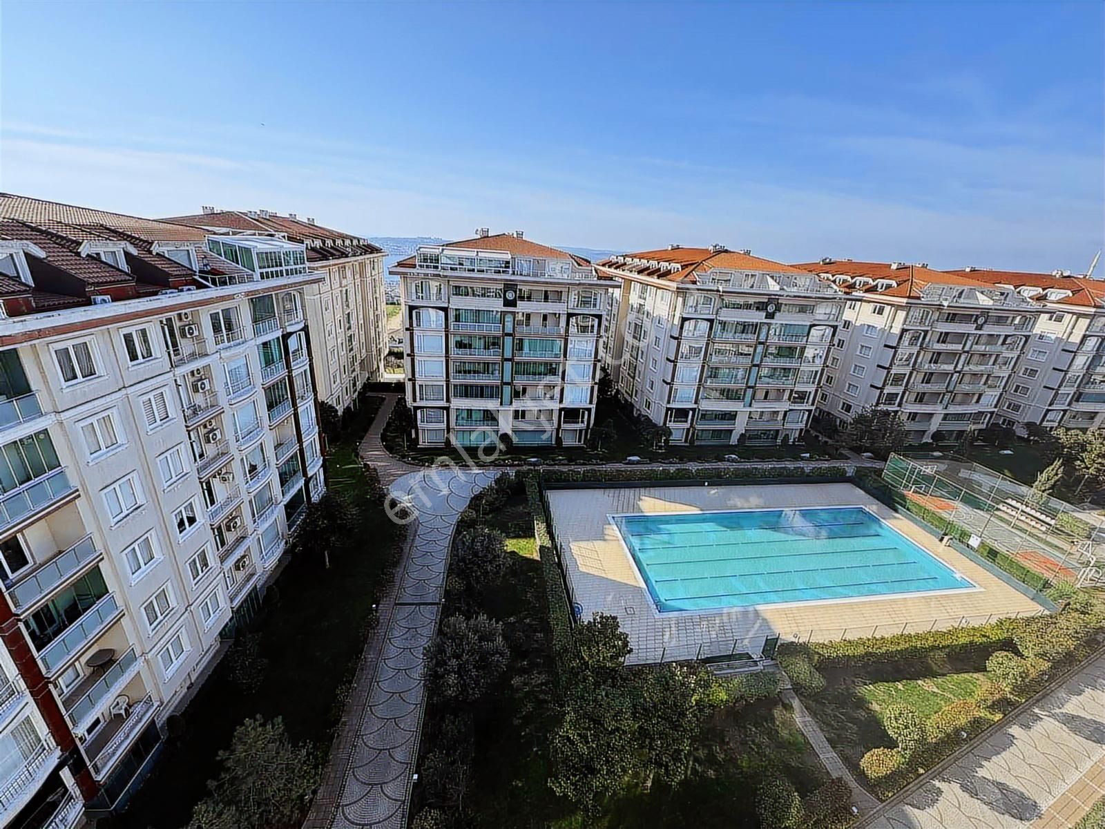 Beylikdüzü Hilal Konaklarında Peyzaj Cephe 3+1 Teraslı Çatı Katı - Görsel 16