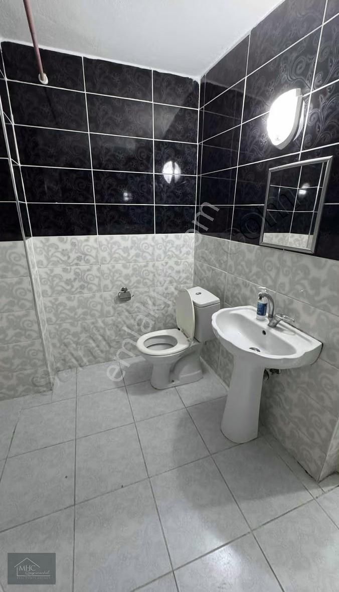 Mhc'den Bahçeli Geniş 1+1 - Görsel 4