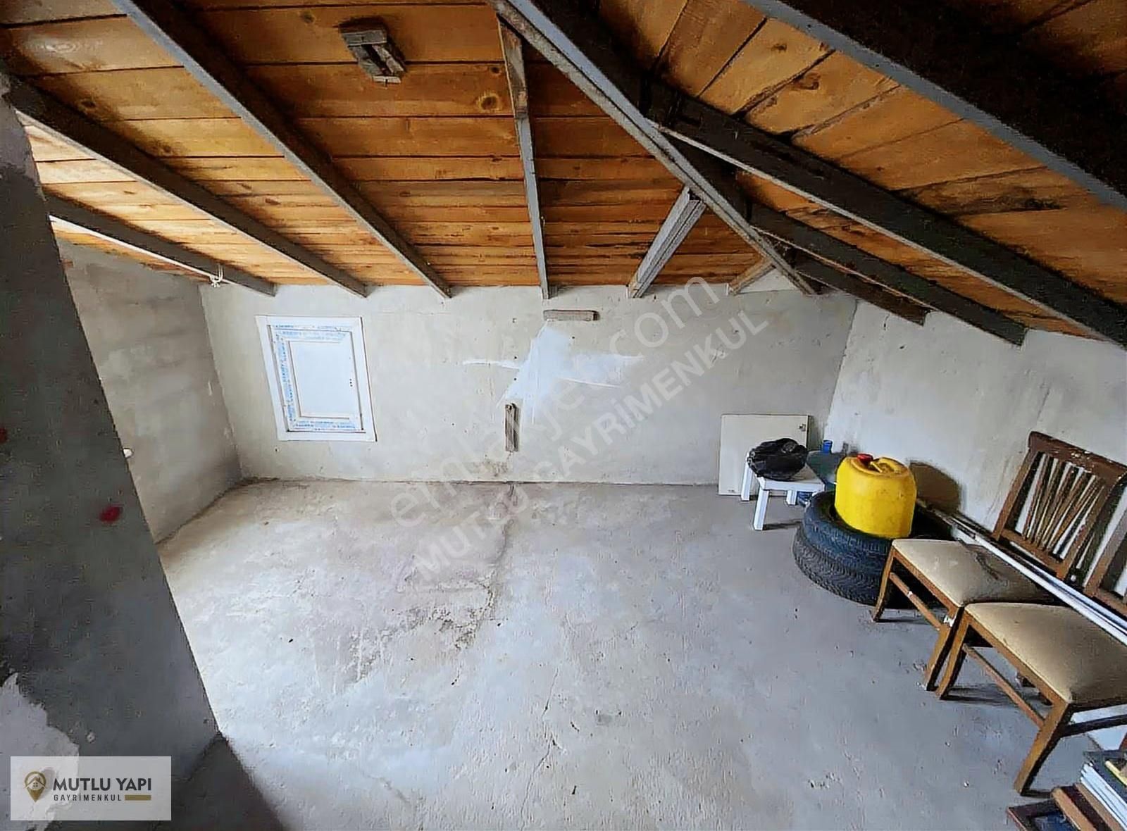 Mutlu Gayrimenkulden Satılık 5+2 Deniz Manzaralı Müstakil Ev! - Görsel 16