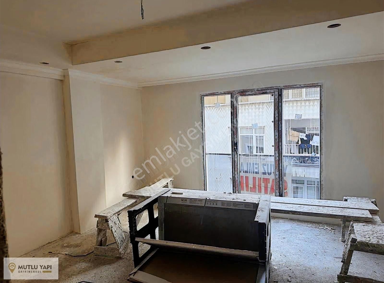 Mutlu Gayrimenkulden Meydan Yakını Satılık 2+1 Daire! - Görsel 25