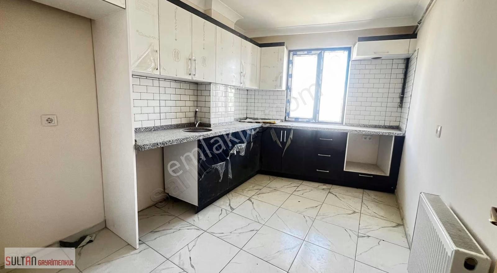 Sultan Gayrimenkul'den Bağlarbaşı Mahallesinde Satılık Dubleks