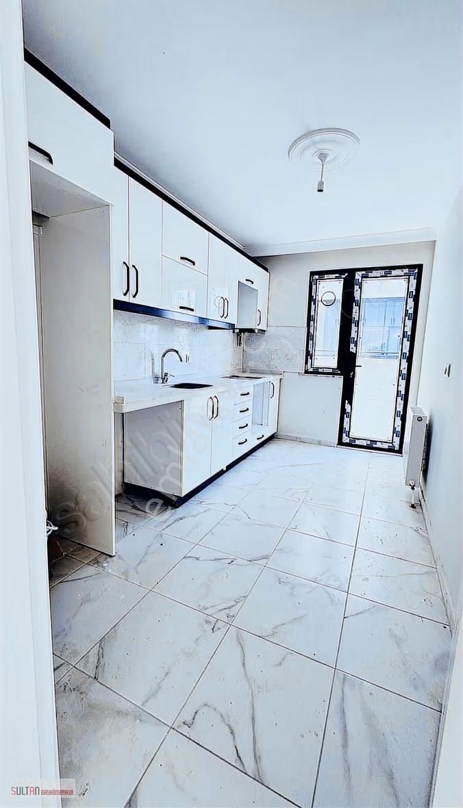 Sultan Gayrımenkul'dan Marmaray'a Yakın 3 + 1 Orta Kat - Görsel 8