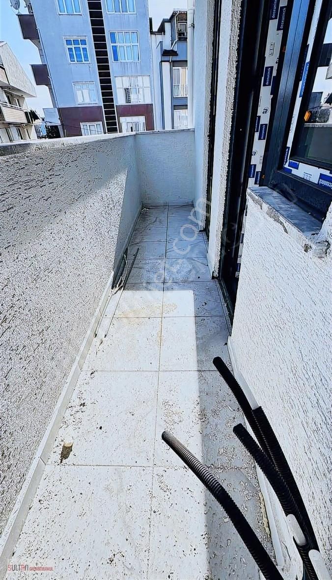 Sultan Gayrımenkul'dan Marmaray'a Yakın 3 + 1 Orta Kat - Görsel 2