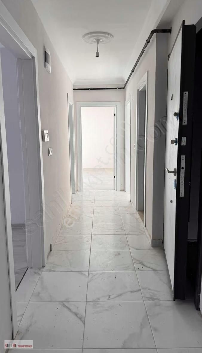 Sultan Gayrımenkul'dan Marmaray'a Yakın 3 + 1 Orta Kat - Görsel 17