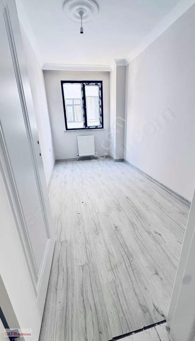 Sultan Gayrımenkul'dan Marmaray'a Yakın 3 + 1 Orta Kat - Görsel 6