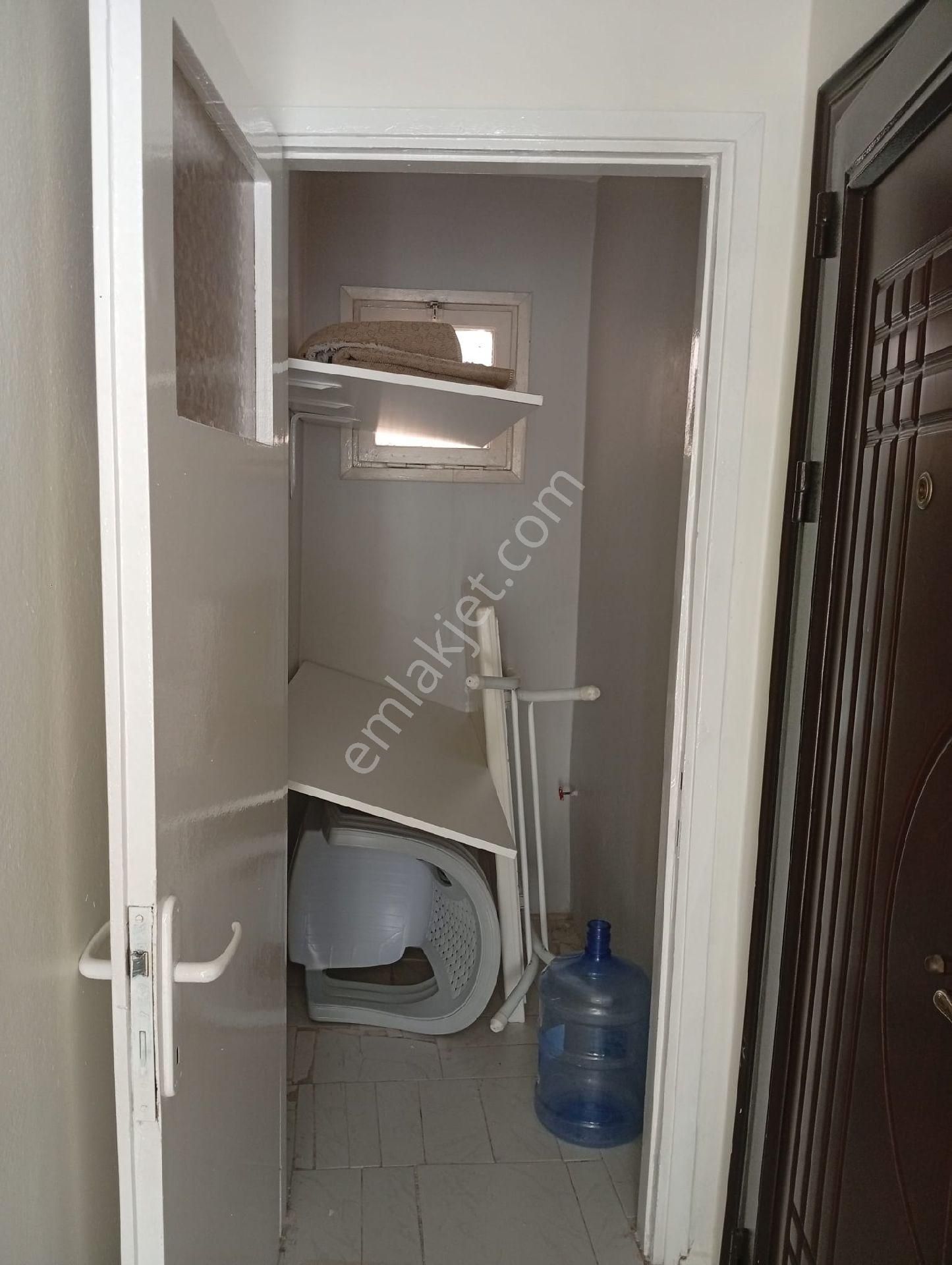 Nergiz'de Geniş Ara Kat 2+1 Kilerli Balkonlu Merkezi Konumda - Görsel 5