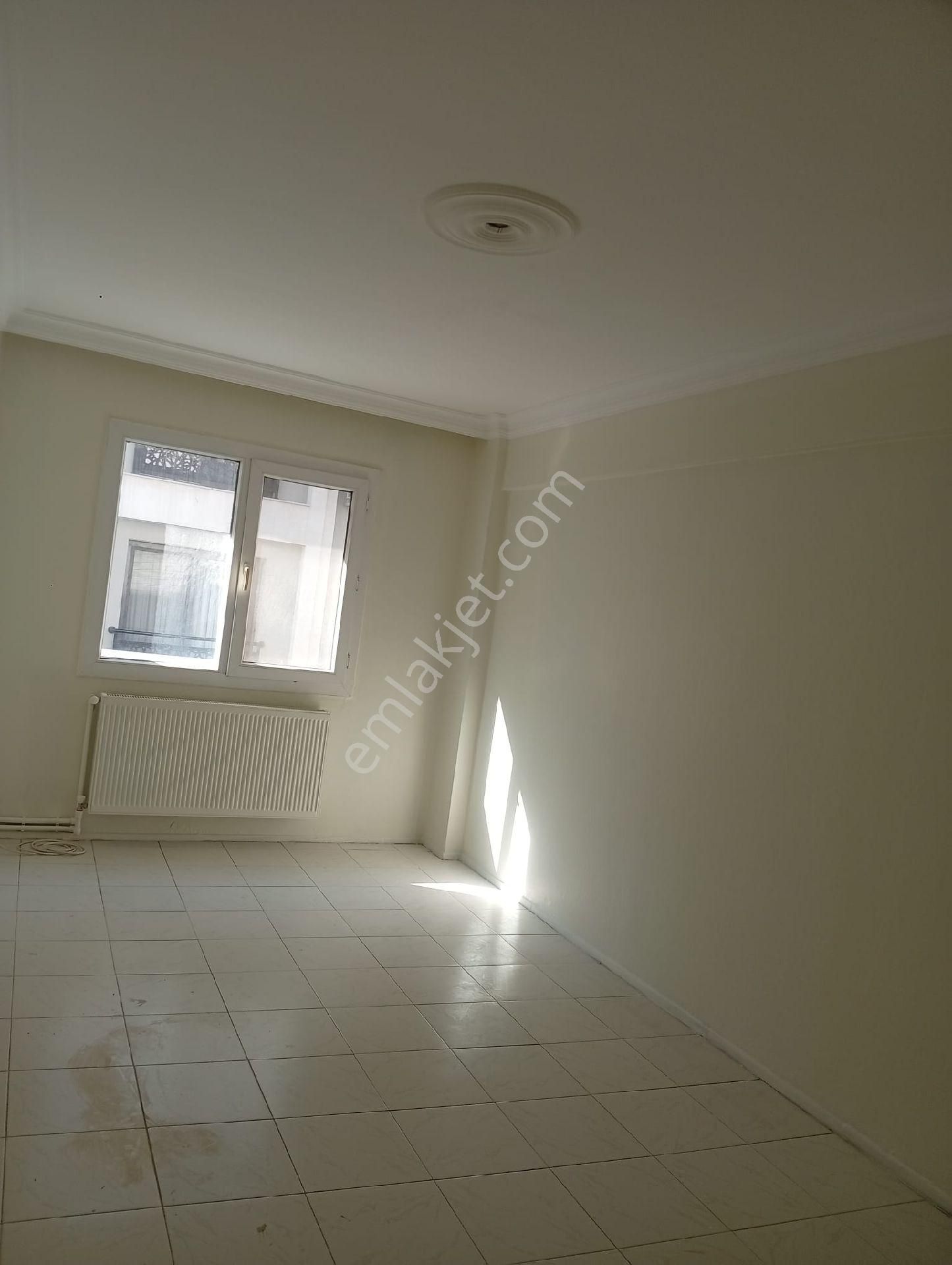 Nergiz'de Geniş Ara Kat 2+1 Kilerli Balkonlu Merkezi Konumda - Görsel 8