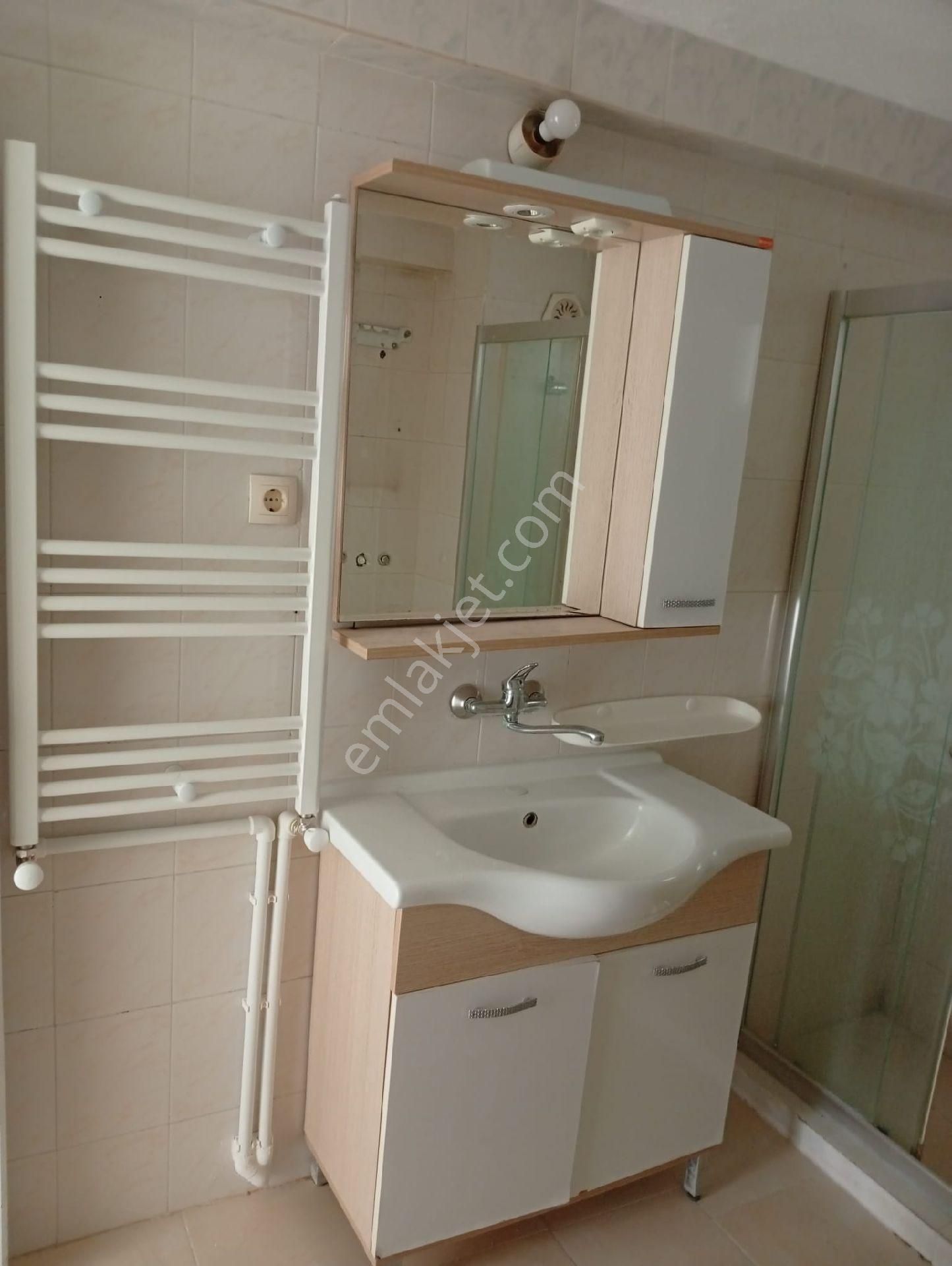 Nergiz'de Geniş Ara Kat 2+1 Kilerli Balkonlu Merkezi Konumda - Görsel 20