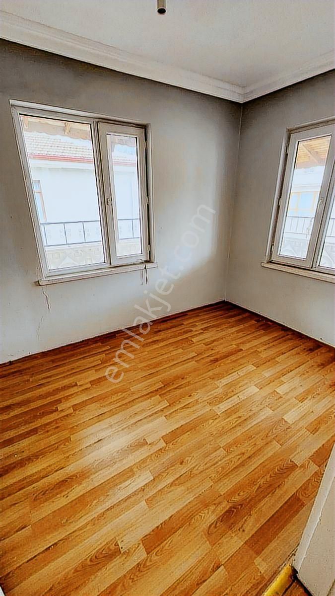 Başak Ta Teras Balkonlu Katta 2+1 Daire - Görsel 9