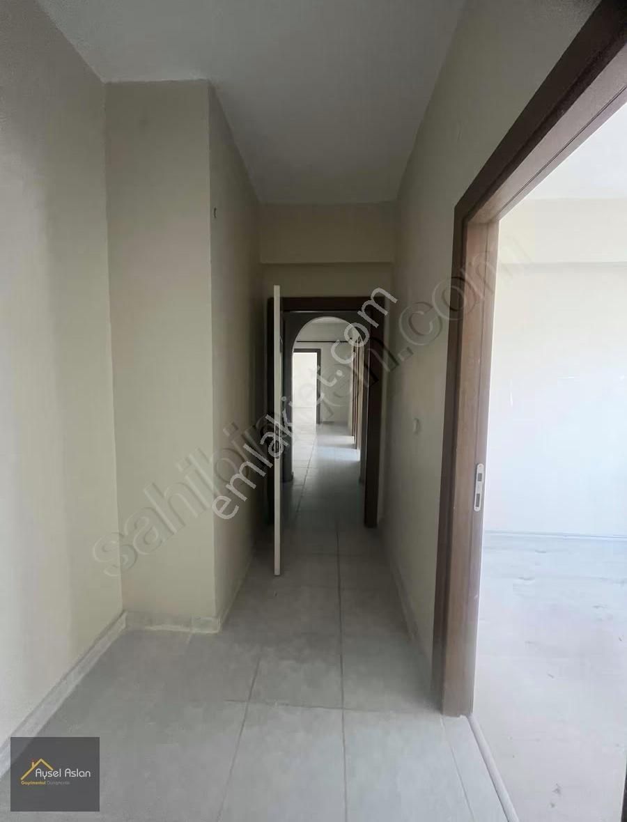 Erkilet Osmangazi'de 3+1 Ara Kat Kiralık Daire - Görsel 8