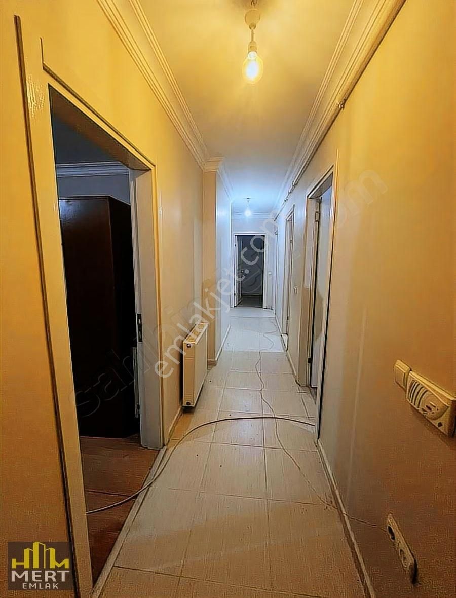 Kemal Türkler'de 3+1 Geniş Kullamımlı Daire Metro Yürüme Mesafe - Görsel 5