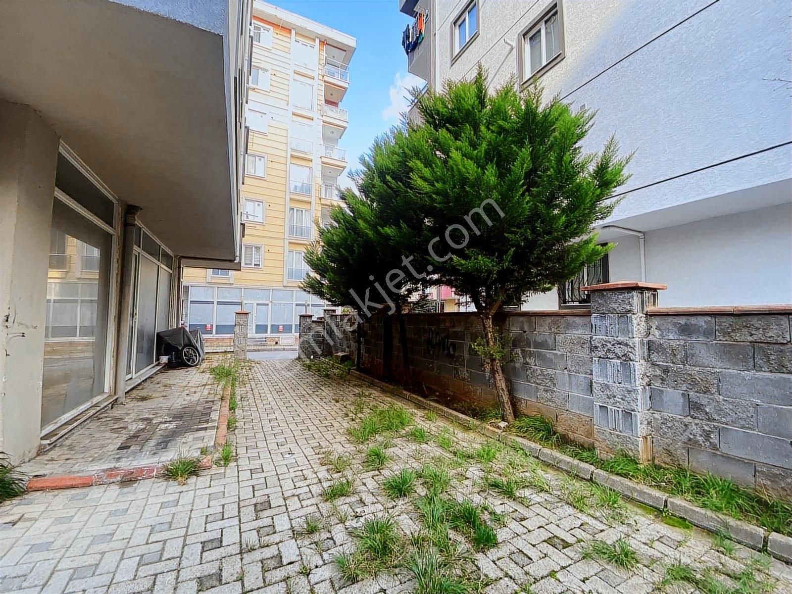 Çekmeköy'de Metro'ya Yakın Merkezi 2+1 Kiralık Daire - Görsel 23