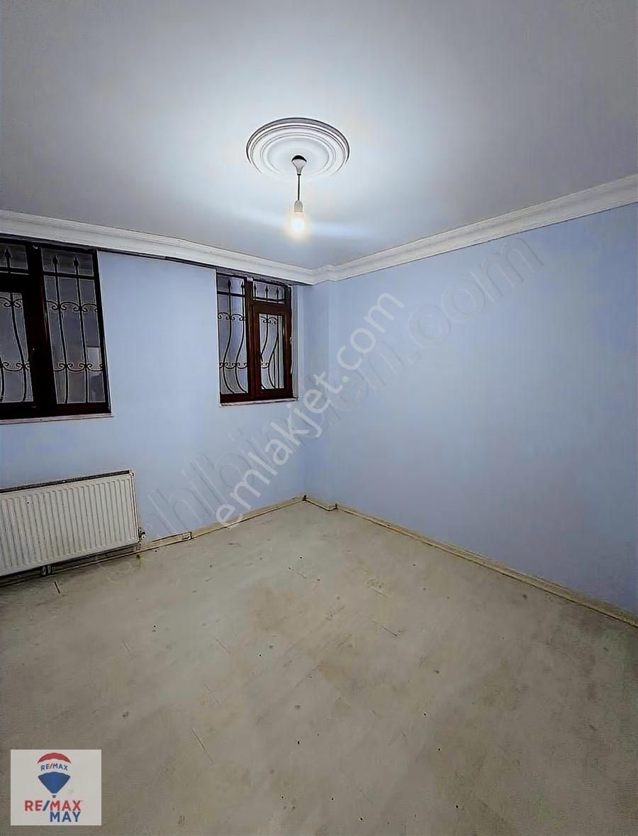 İstanbul Gaziosmanpaşa Karlıtepe Mahallesinde 2+1 Kiralık Daire - Görsel 20