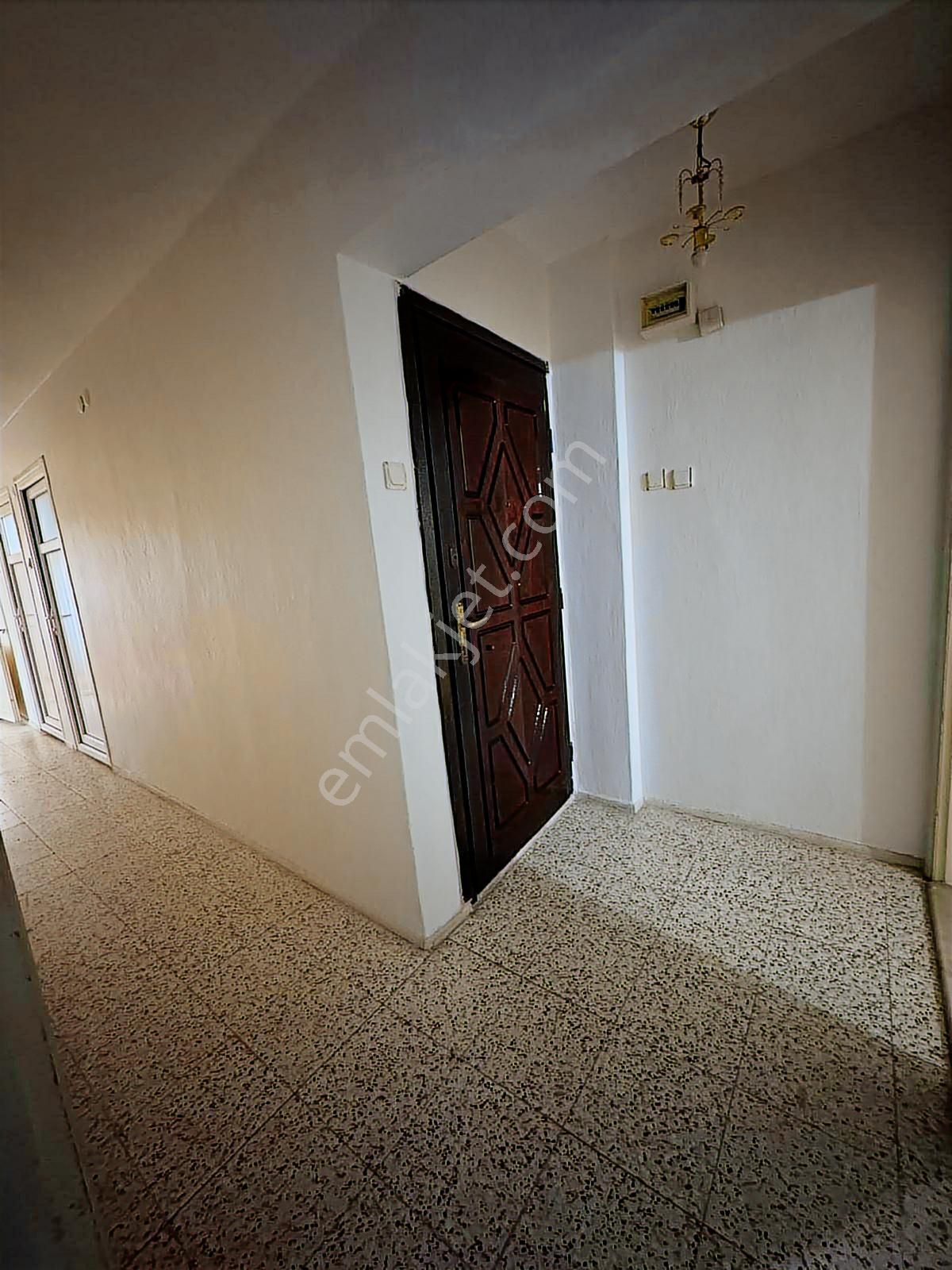 Menemen Uğur Mumcu'da Kiralık 3+1 Daire - Görsel 18