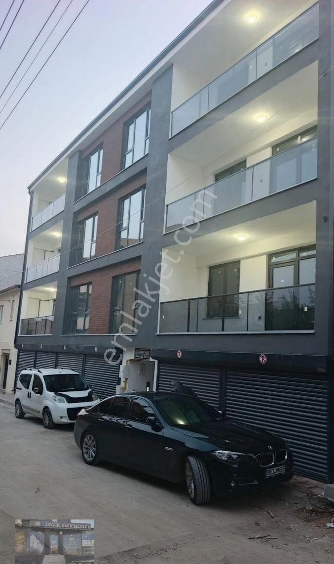 Çamlıca Mahallesi Hizmet Sokak 3+1 Lüks Satılık Daire - Görsel 14