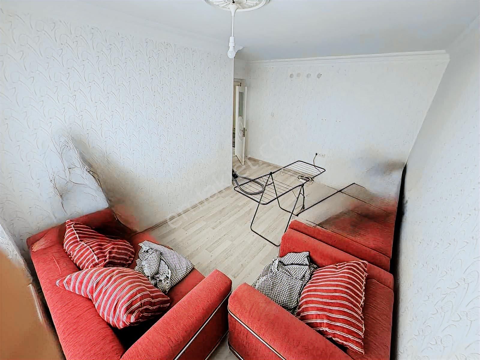 Lider'den Frsat 2+1 Asansörlü 1.kat Konumnda Gazi Merkezde Daire - Görsel 16