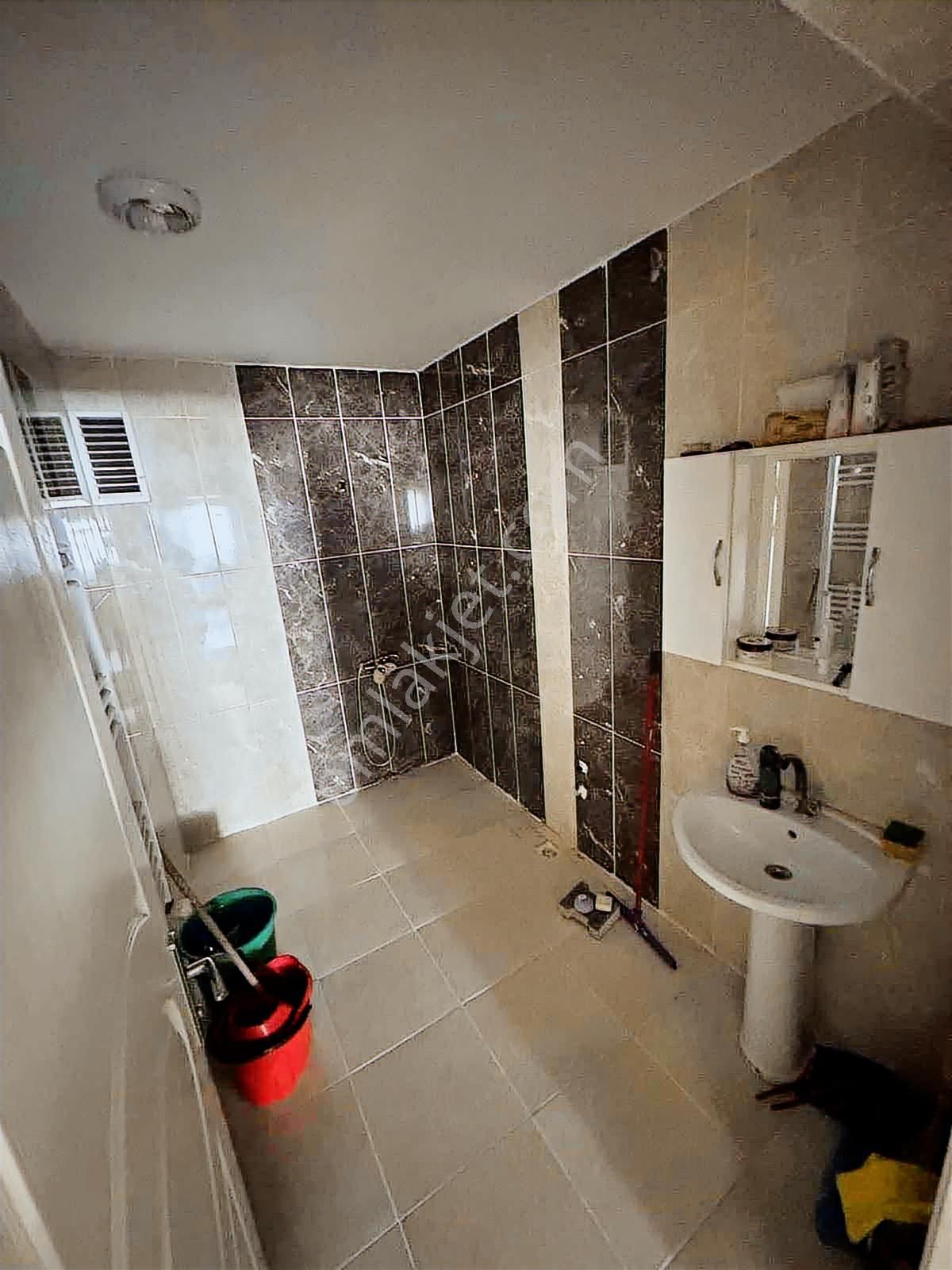 Lider'den Frsat 2+1 Asansörlü 1.kat Konumnda Gazi Merkezde Daire - Görsel 10