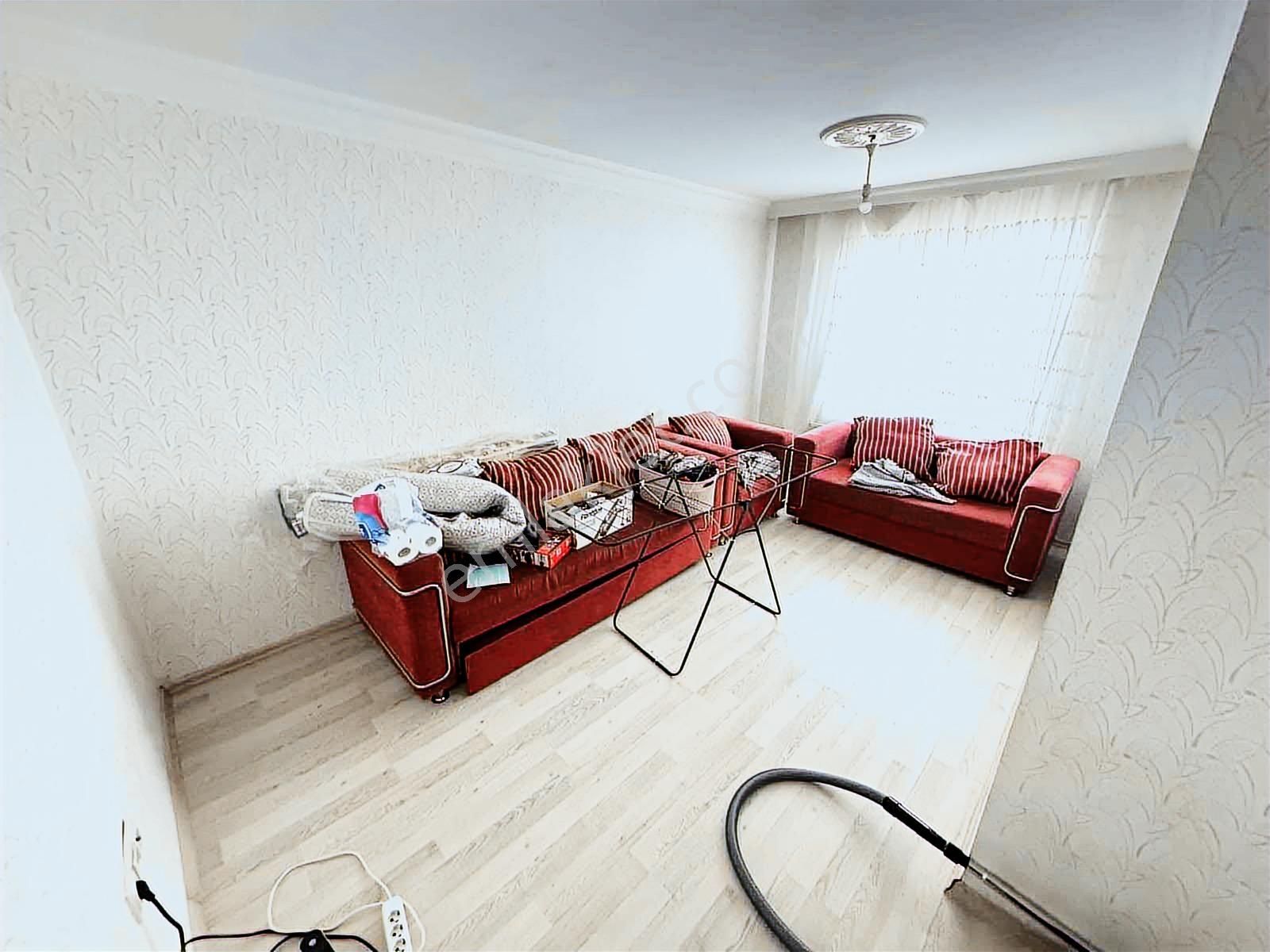 Lider'den Frsat 2+1 Asansörlü 1.kat Konumnda Gazi Merkezde Daire - Görsel 14