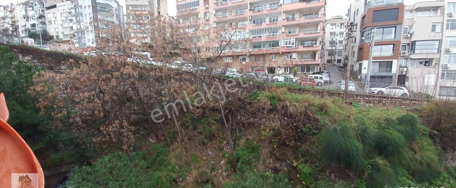 Karantina' Da Kiralık Daire - Görsel 6