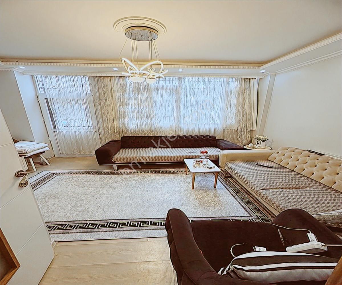 Acill Esenyurt Pınar Mh Cadde Dibinde Masrafsız Bahçeli Daire - Görsel 2