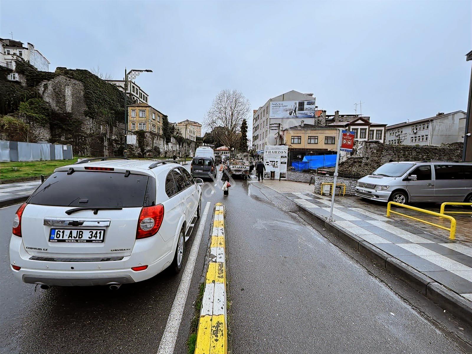Altın Emlak Trabzon Meydan Kadınlar Halinde Satılık Dükkan - Görsel 12