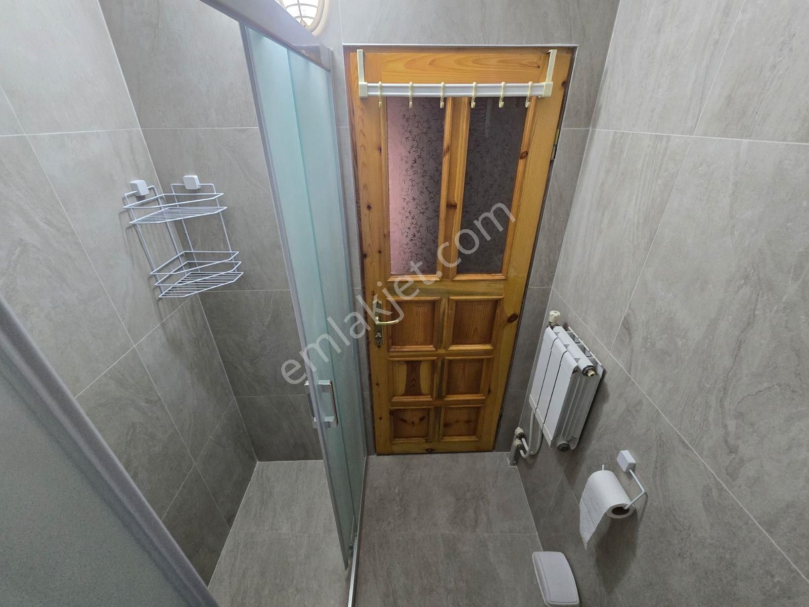 Gaziemir Sarniç'ta Kiralık Eşyalı Şahane Daire - Görsel 21