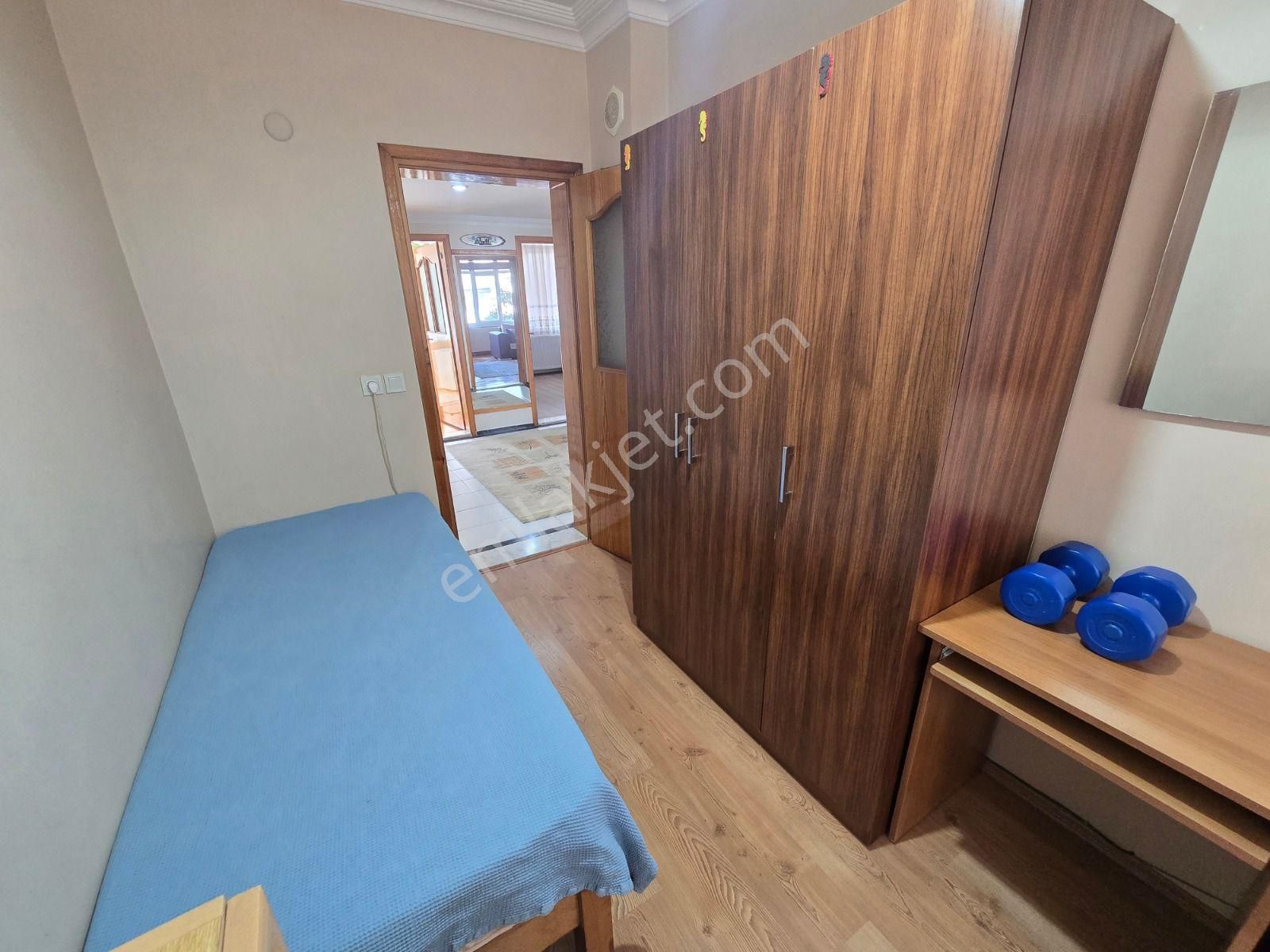Gaziemir Sarniç'ta Kiralık Eşyalı Şahane Daire - Görsel 19