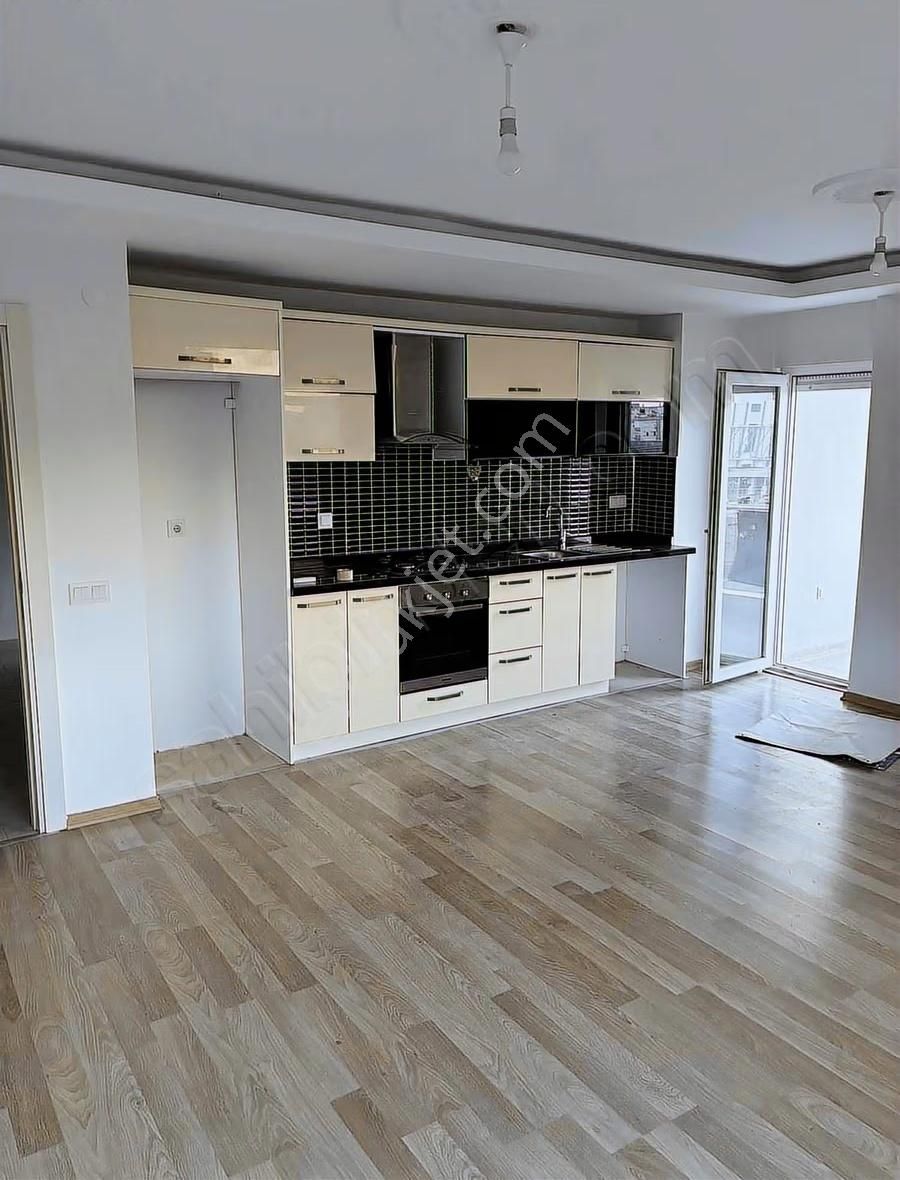 B&f Hurma Emlaktan 2+1 Site İçerisinde Havuzlu