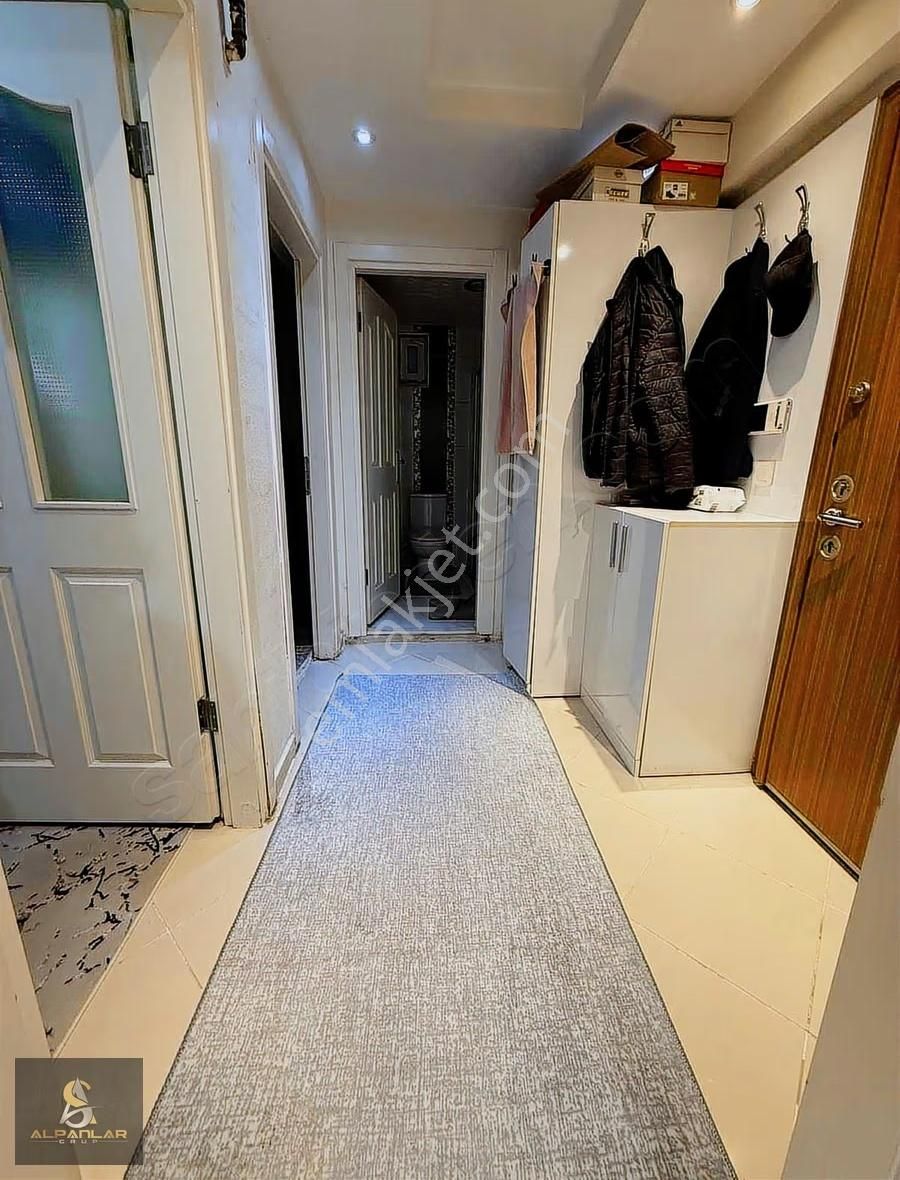 Küçükçekmece Yenimahallede 1+1 Satılık 70m2 Bahçe Katı Daire - Görsel 6