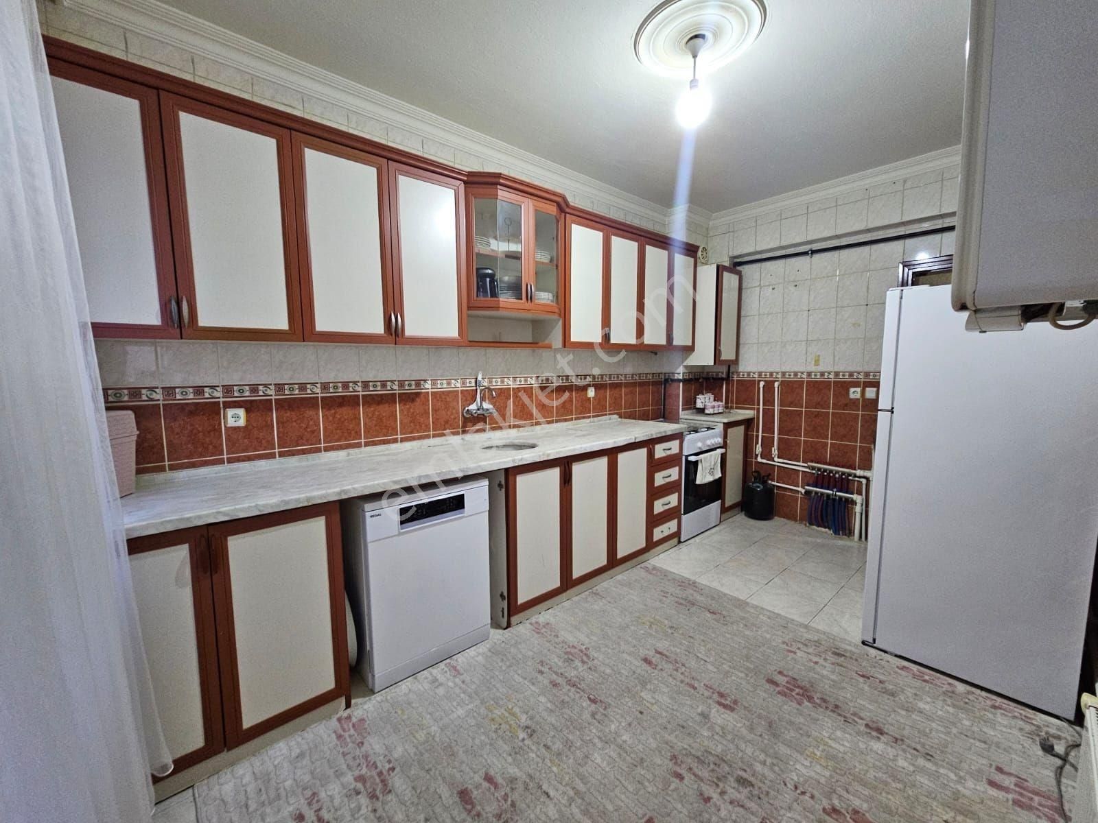 Metin Gönülalan'dan Novada Arkası Geniş 3+1 Daire - Görsel 11