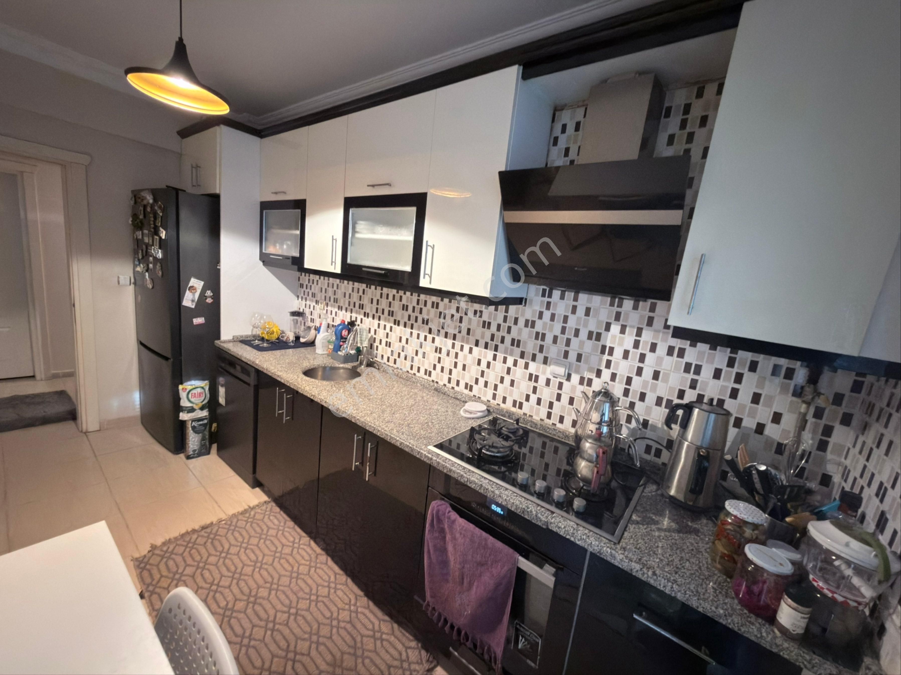 Adnan Menderes' De Satılık Geniş 3+1 Daire!!! - Görsel 16